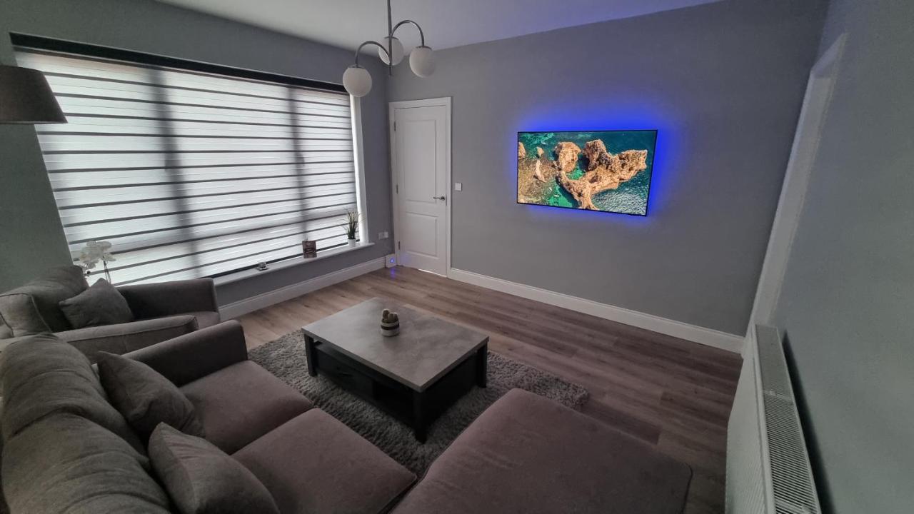 Entire Modern Home With Seaview And Parking Уиклоу Екстериор снимка