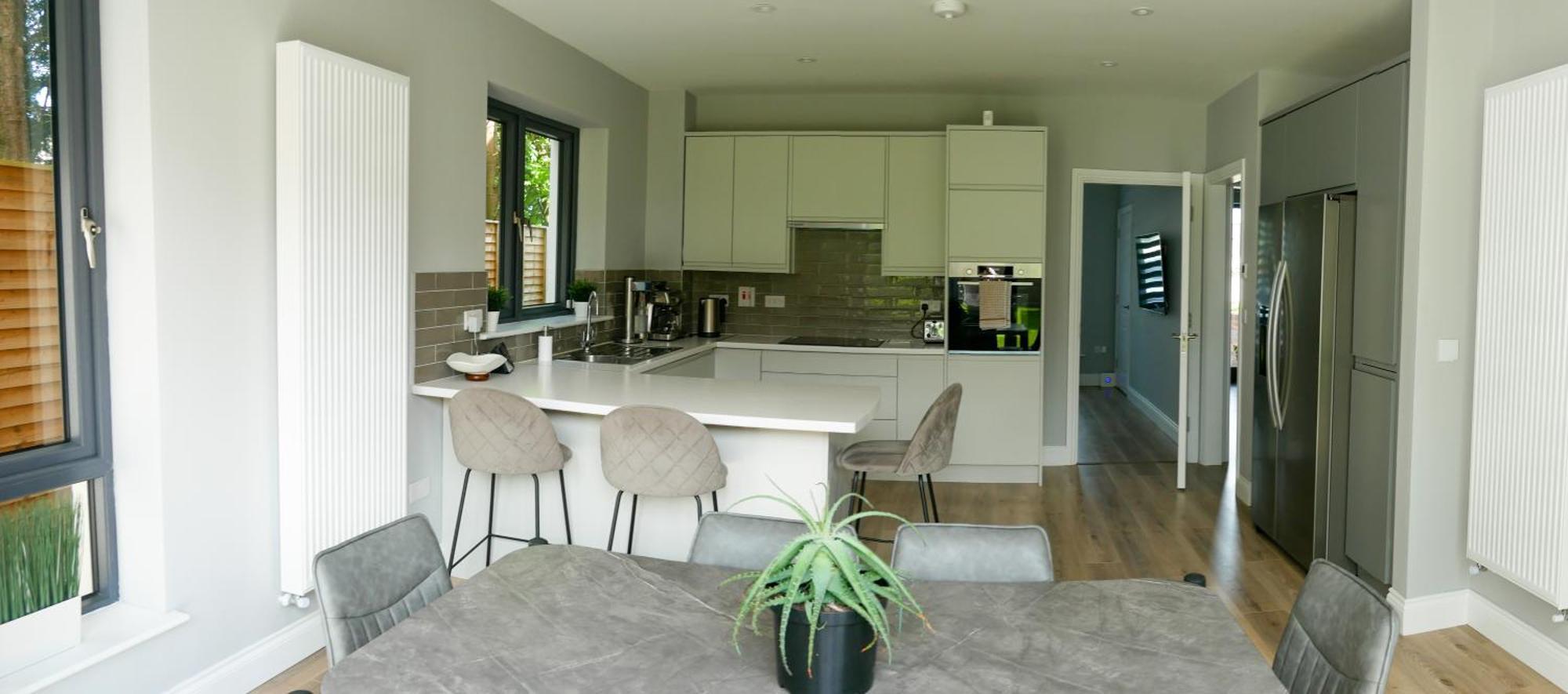Entire Modern Home With Seaview And Parking Уиклоу Екстериор снимка